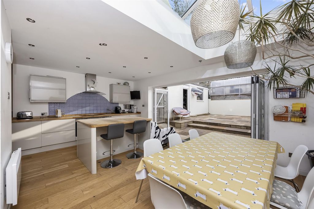 Property photo 1 of 26 Kitchen/Living Room