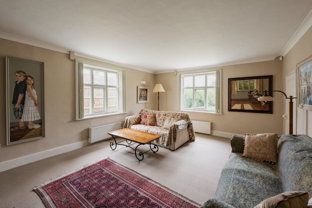 Property photo 3 of 20 Picture No. 11