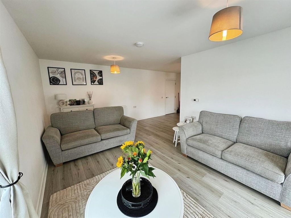 Property photo 3 of 25 3