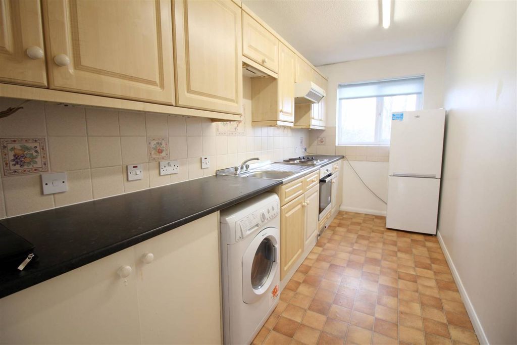 Property photo 2 of 5 Picture 2