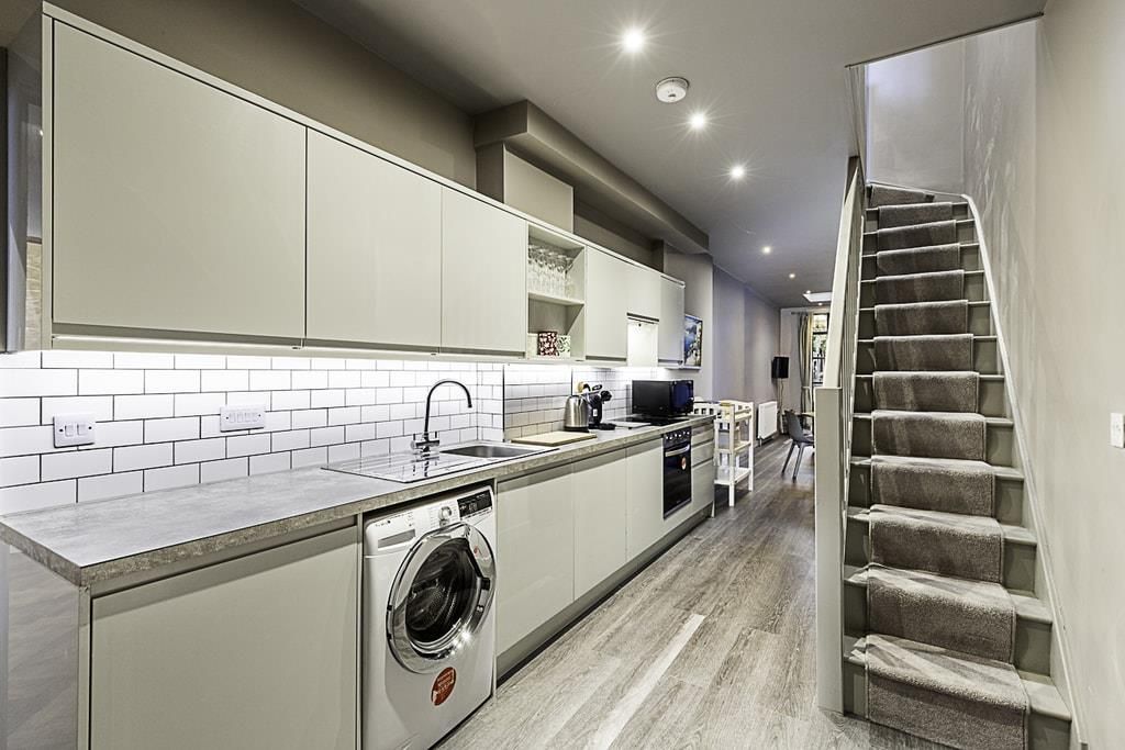 Property photo 3 of 47 Oman Avenue 5B (21).Jpg