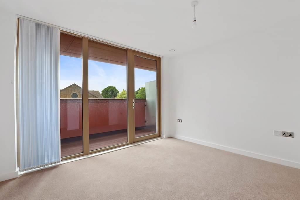 Property photo 3 of 11 03-Eee6Jhiml - Flat 28 Portway House - 9 (1)-Small