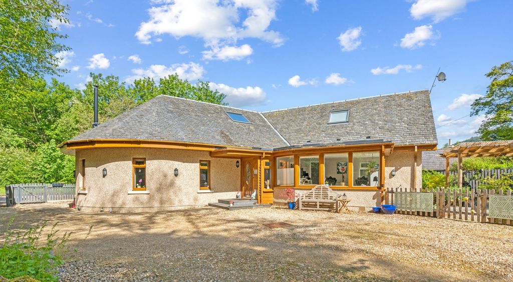 Property photo 1 of 36