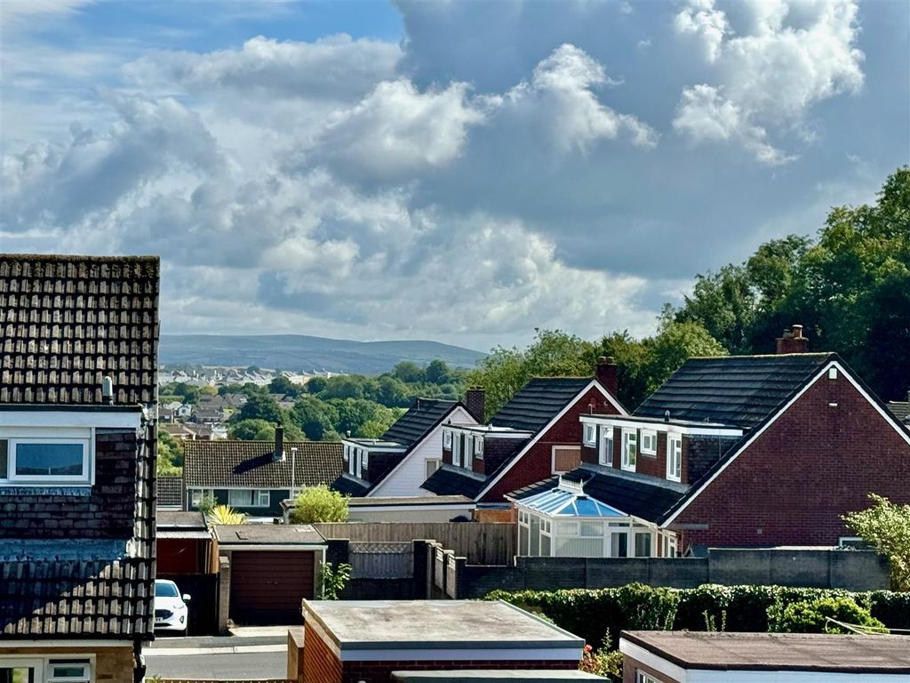 Property photo 2 of 16 Img_7524.Jpeg