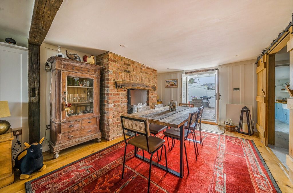 Property photo 3 of 13 Dining Area