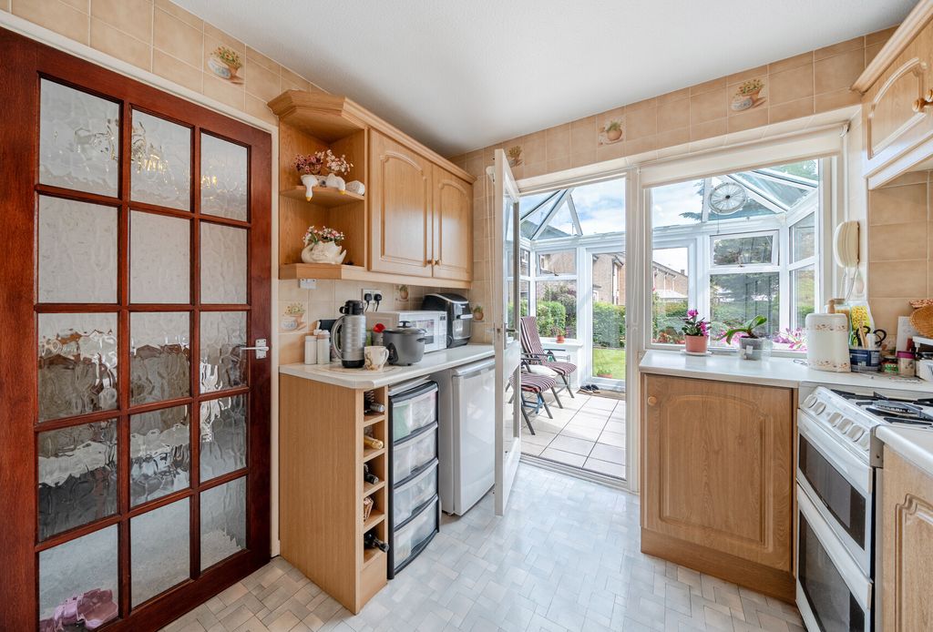 Property photo 3 of 15 1463751-13-6A0720...
