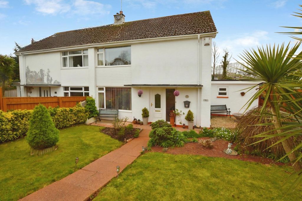 Property photo 1 of 12 Front Aspect