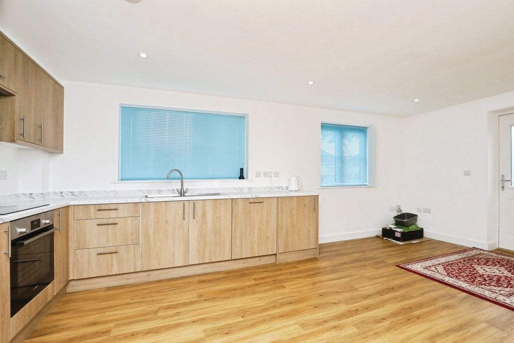 Property photo 3 of 15 Picture No. 09