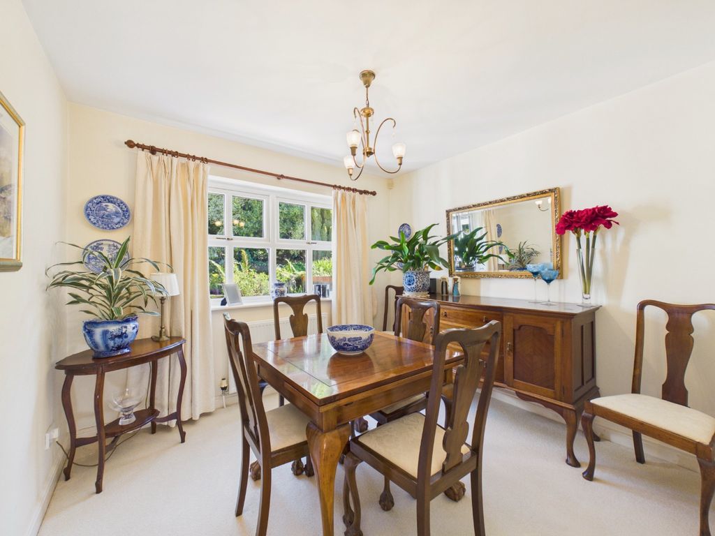 Property photo 3 of 30 5555146