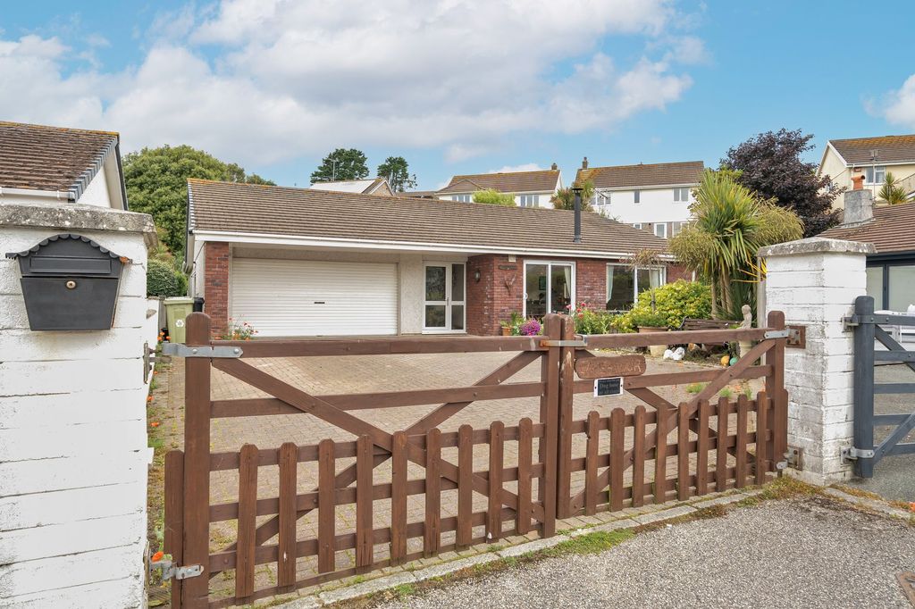 Property photo 2 of 30 External