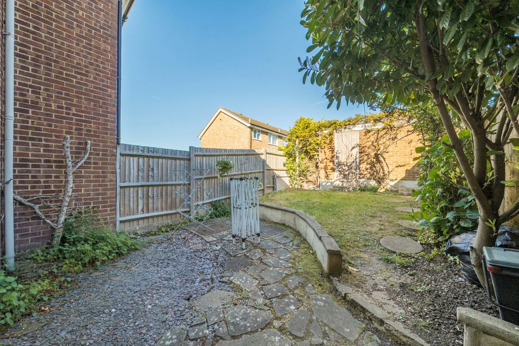 Property photo 2 of 14 1450271-5-69Eba7E...