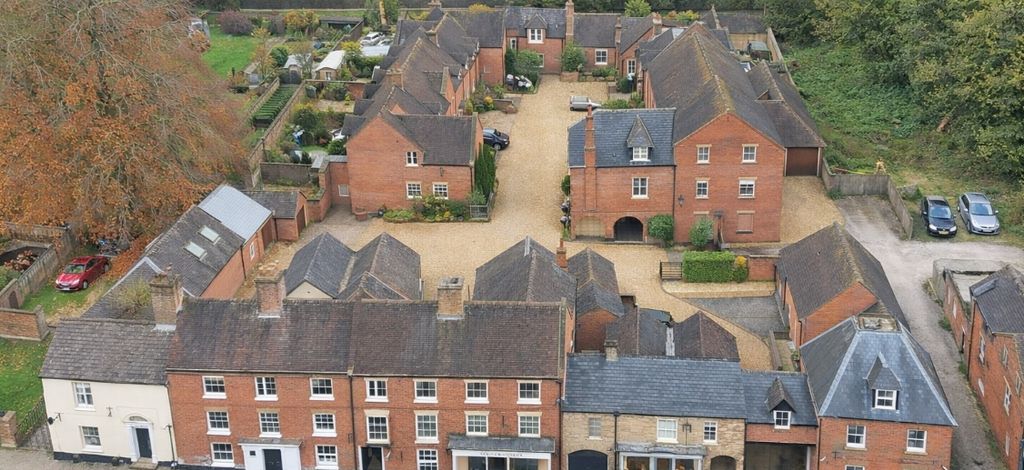 Property photo 3 of 16 Aerial