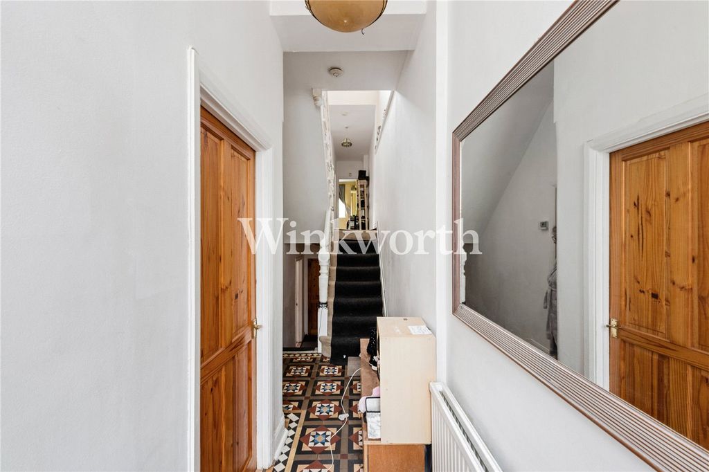 Property photo 3 of 14 Picture No. 07