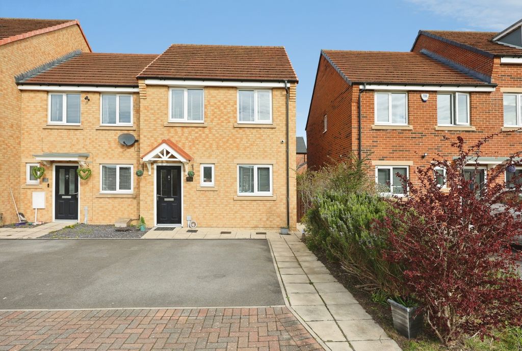 Property photo 1 of 17 Pbox-Img.Jpg