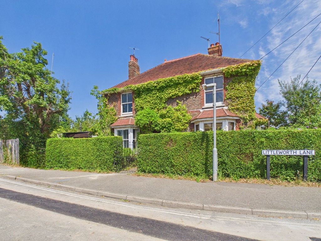 Property photo 1 of 22