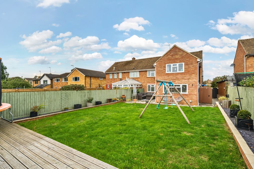 Property photo 2 of 20