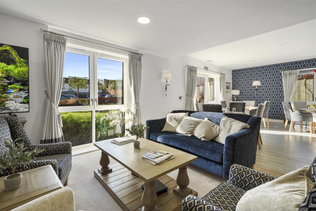 Property photo 3 of 44 49Ff73d1-Df7d-4d57-Bbbd-c564A44Ddbfepbdmcs-37 The