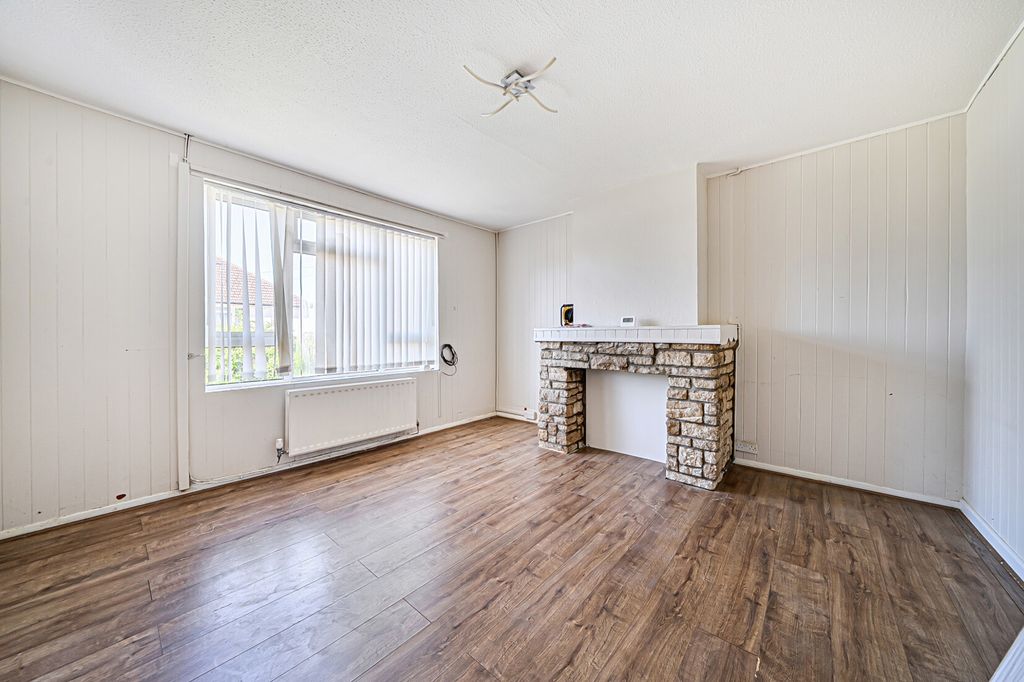 Property photo 3 of 18 Reception Room