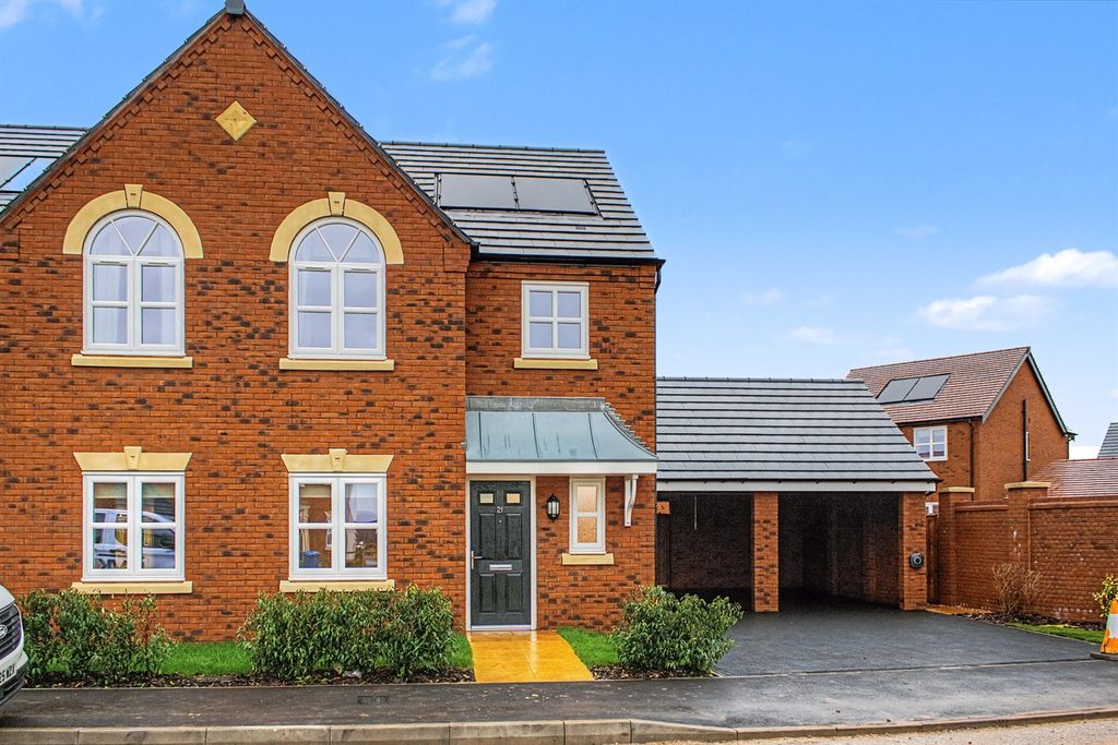 Property photo 1 of 10 (Main)