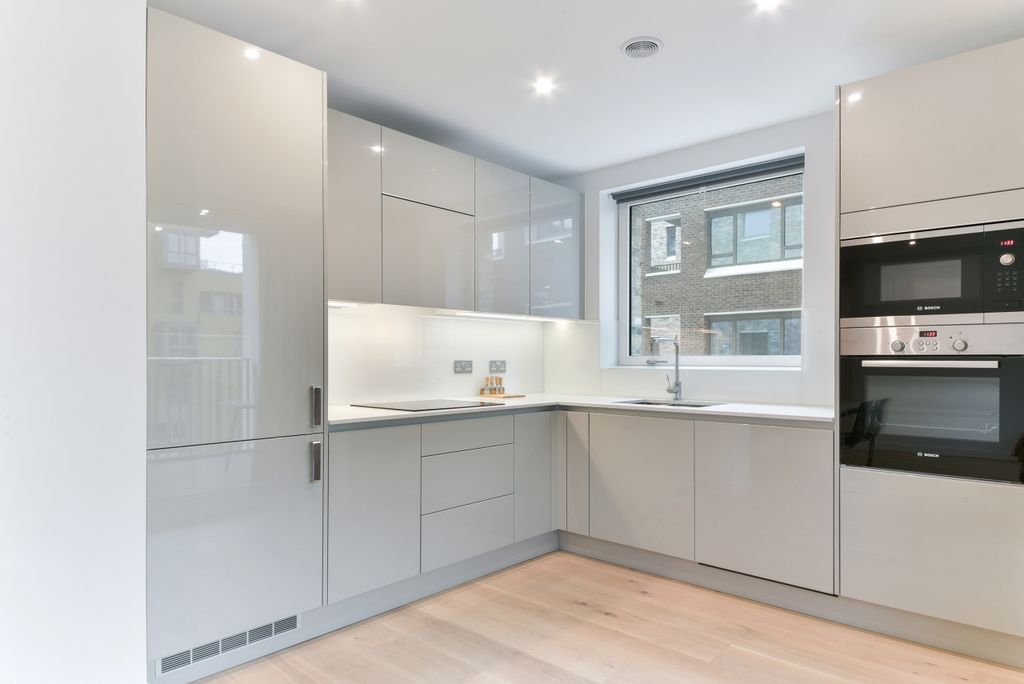 Property photo 2 of 14 Walton Heights, Elep