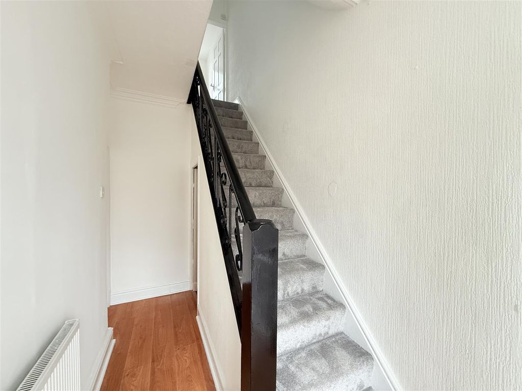 Property photo 2 of 14 Img_2121.Jpeg