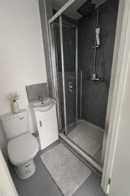 Property photo 3 of 3