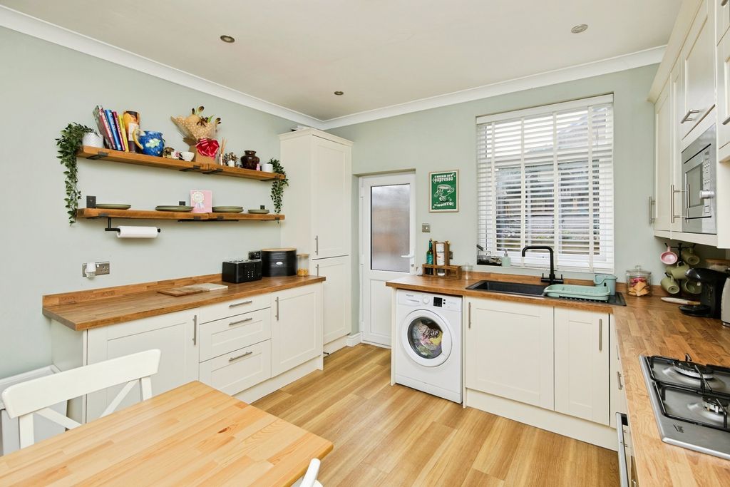 Property photo 3 of 15 Pbox-Img.Jpg