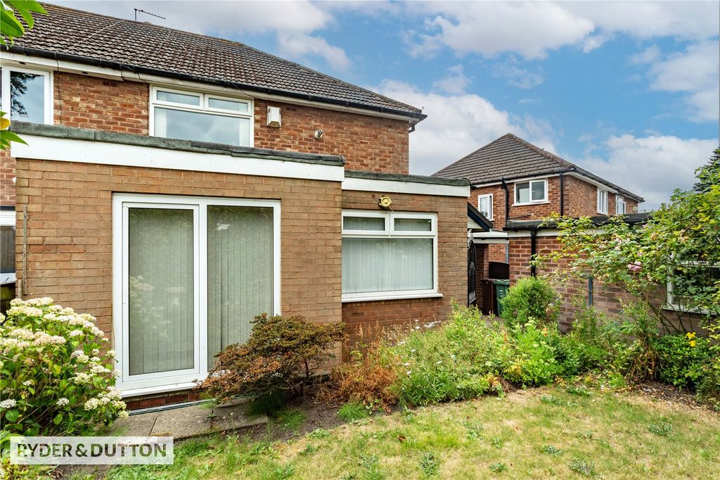 Property photo 2 of 26 Picture No. 24