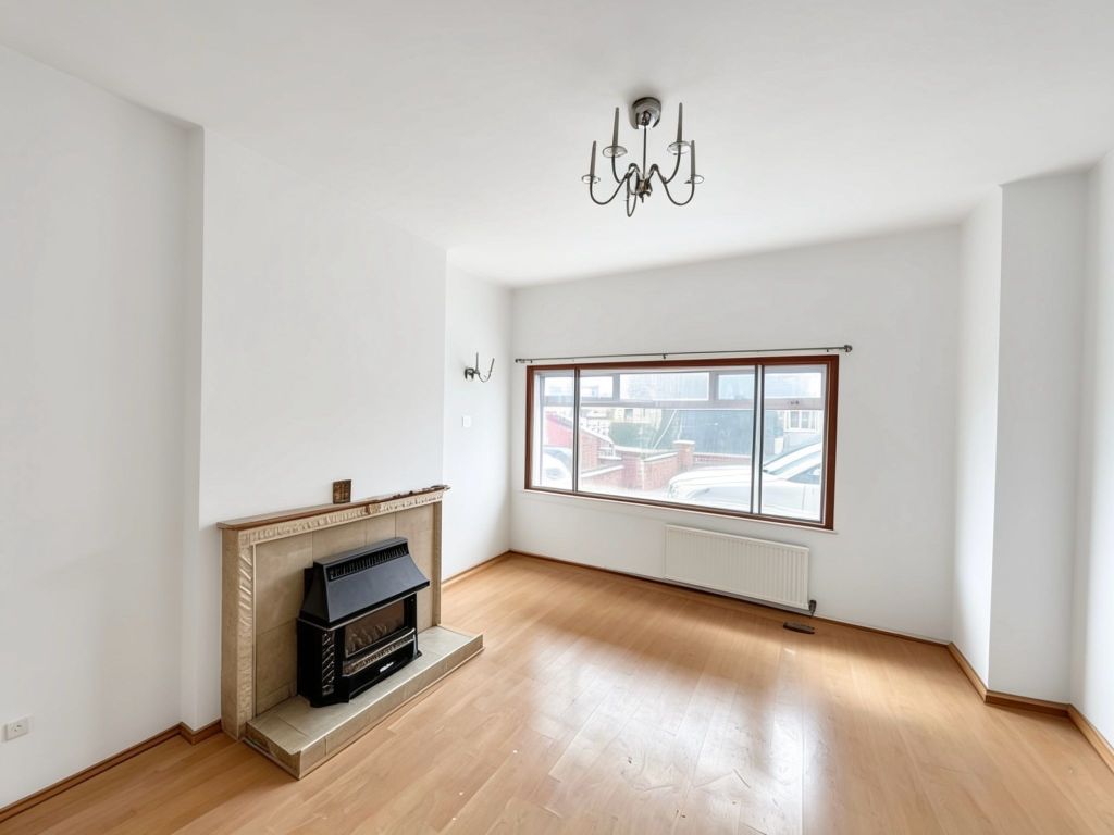 Property photo 2 of 11 1 Weston Drive, Stanmore, Ha7 2Ex (2)