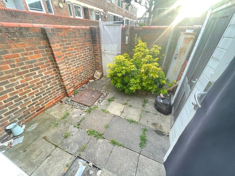 Property photo 3 of 4