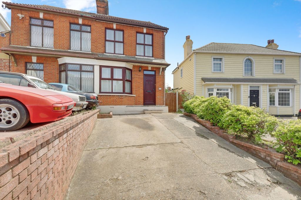 Property photo 1 of 20
