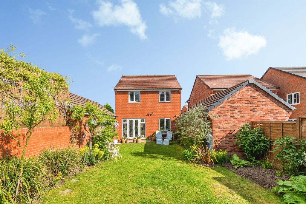 Property photo 2 of 19