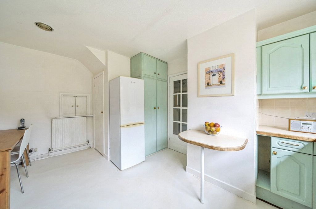 Property photo 3 of 18 Picture No. 12