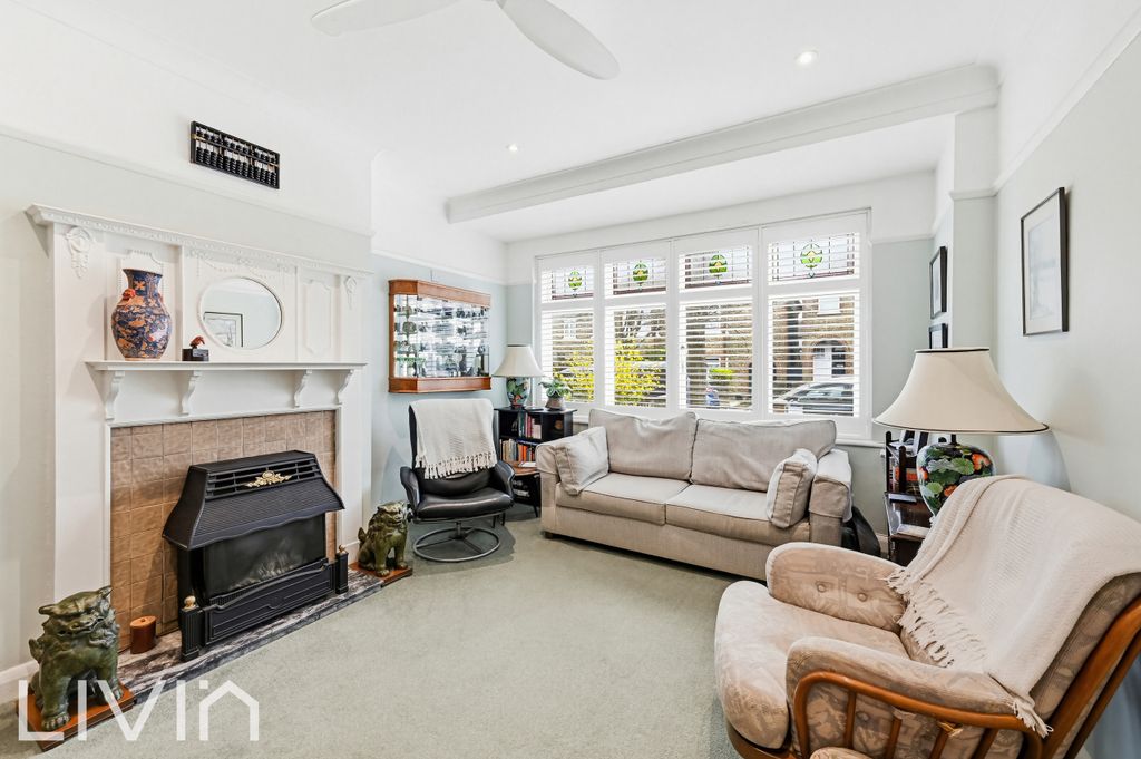 Property photo 2 of 15 Photo 2