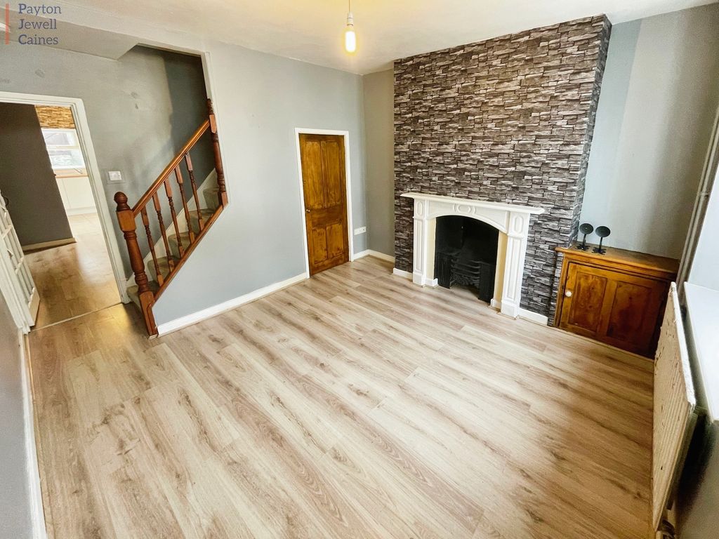 Property photo 3 of 10 Not Specified