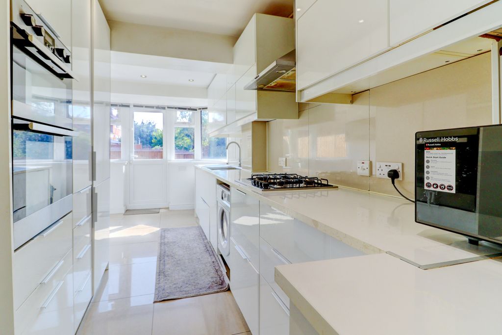 Property photo 2 of 13 Picture No. 06