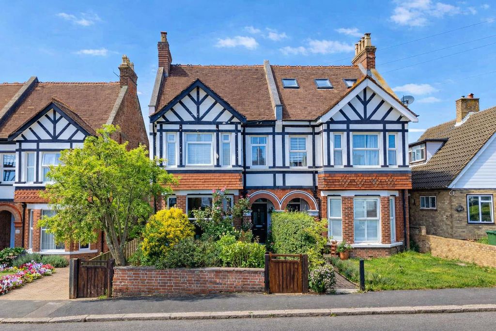 Property photo 1 of 31 Eaeccb4c-F427-4d19-B385-E299E3Eb5c13.Png