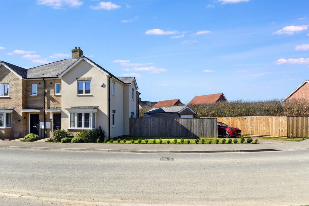 Property photo 1 of 23