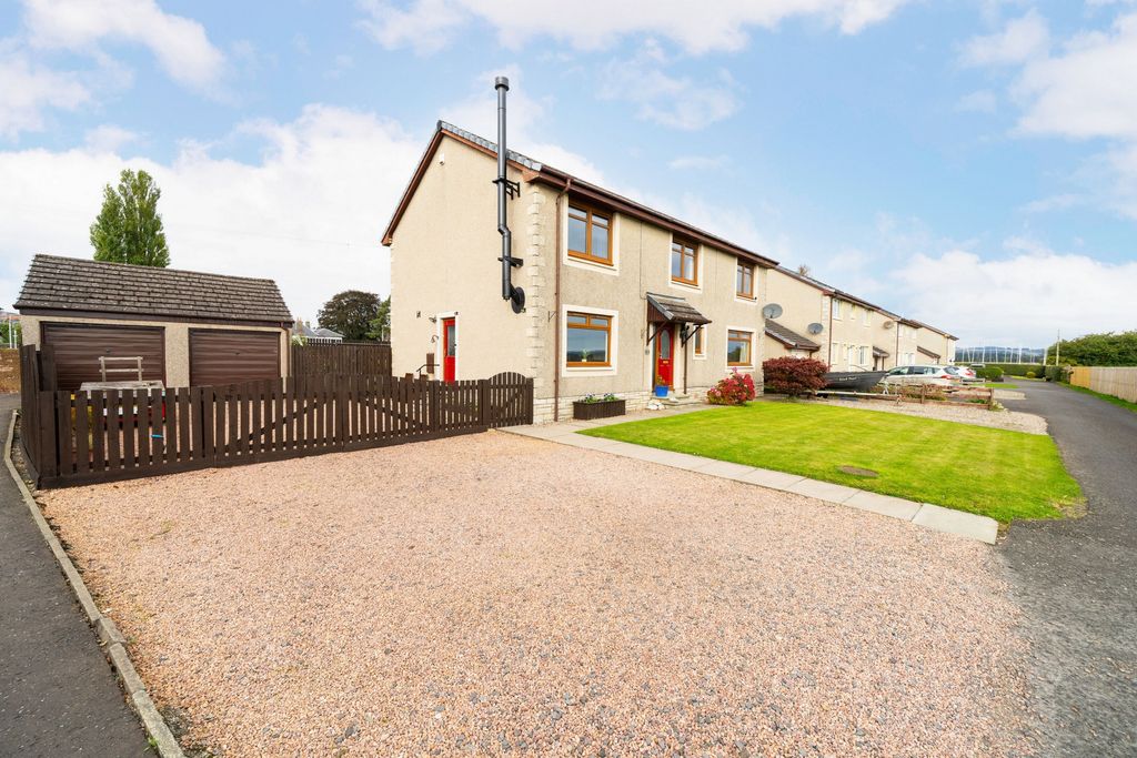 Property photo 1 of 34 Photo 5