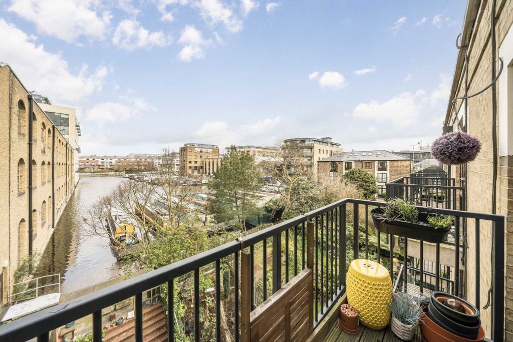 Property photo 3 of 7