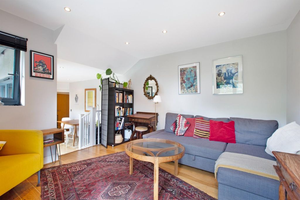 Property photo 2 of 16 Ach_7727.Jpg