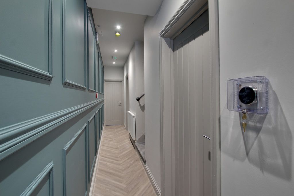 Property photo 3 of 26