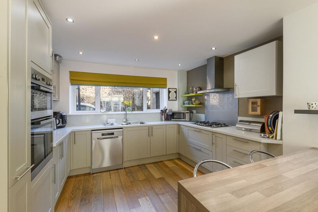 Additional image 7 of 5 bed detached house for saleThe Chalet, Painshawfield Road, Stocksfield, Northumberland NE43