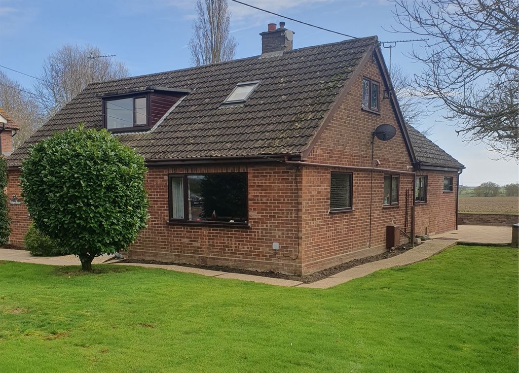 Property photo 1 of 25
