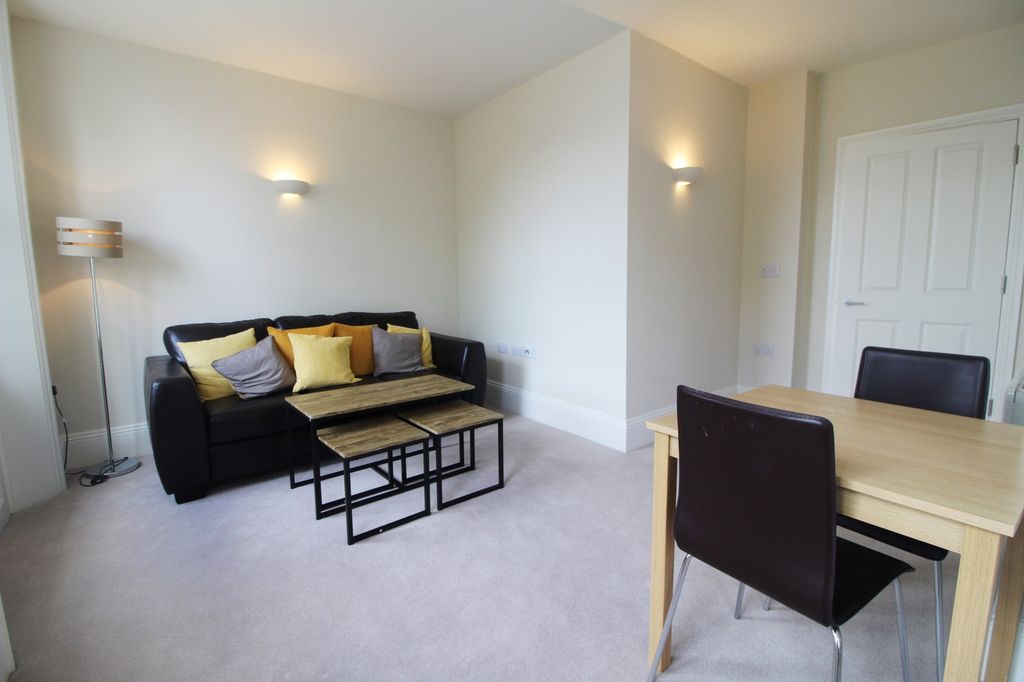 Property photo 2 of 7 Living Area