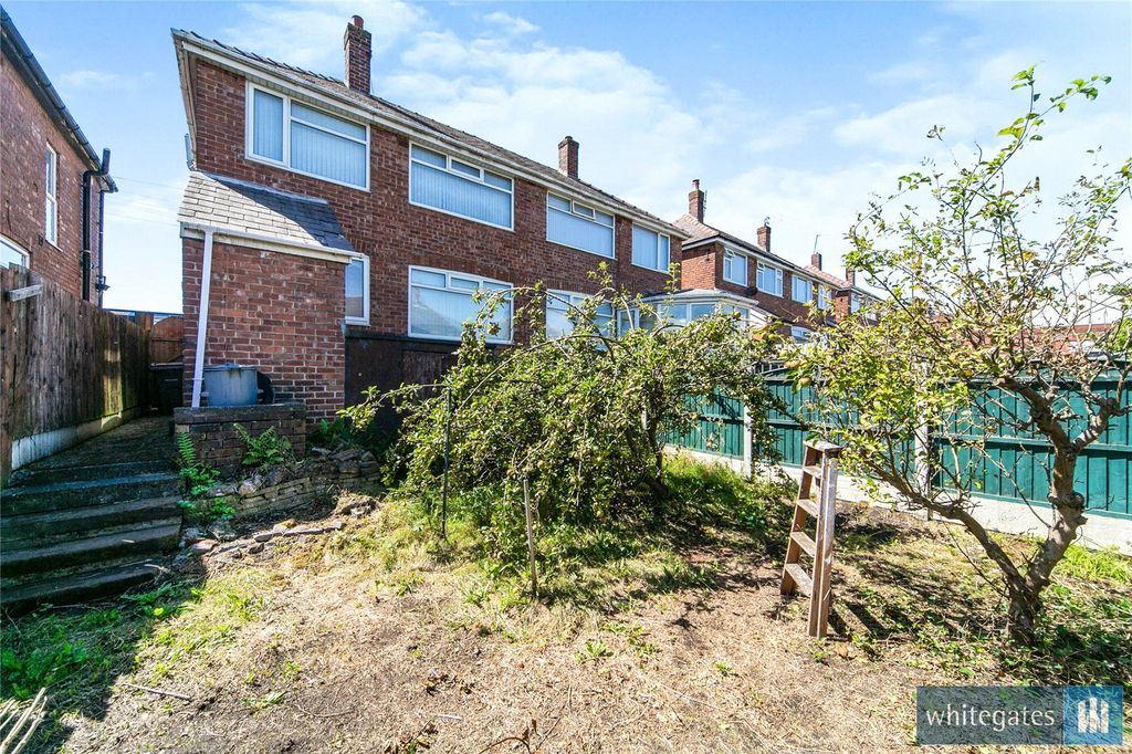 Property photo 2 of 17 Picture No. 15