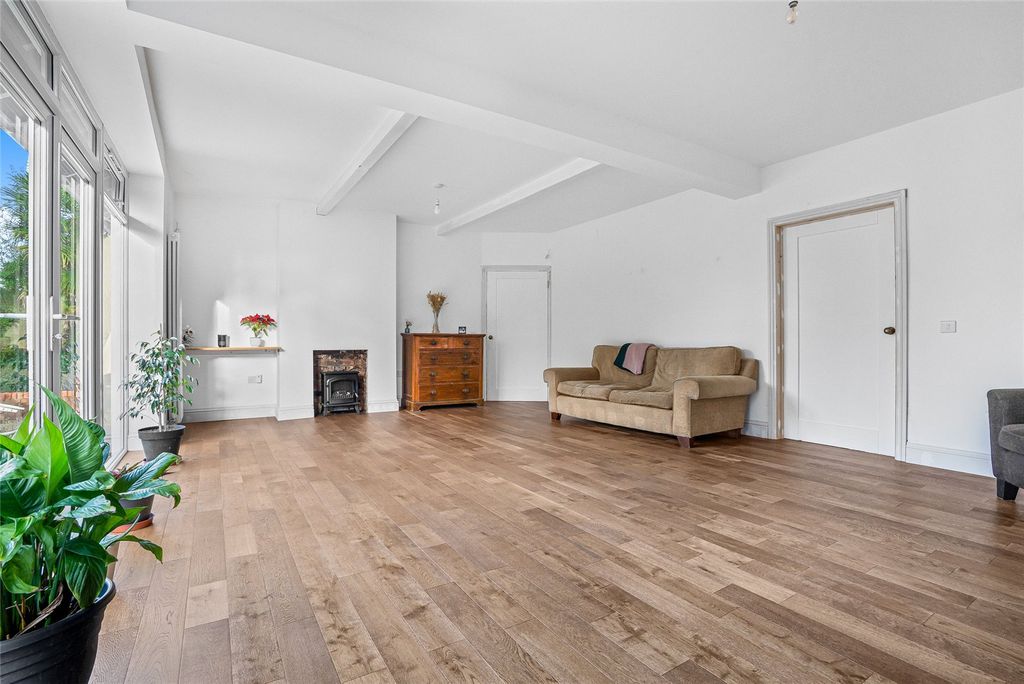 Property photo 3 of 18 Picture No. 03