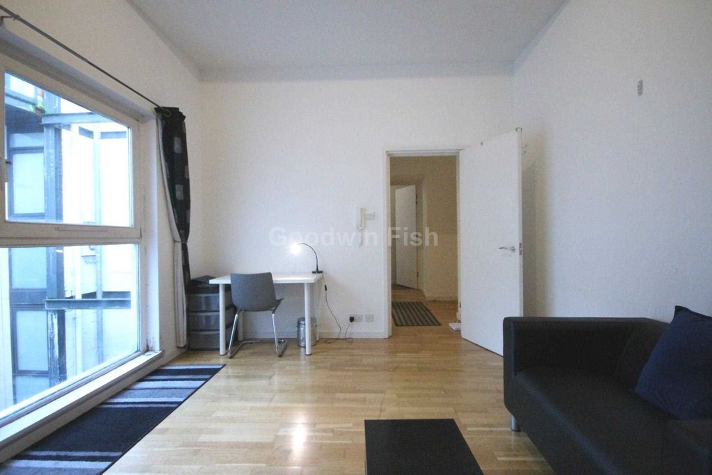 Property photo 3 of 7