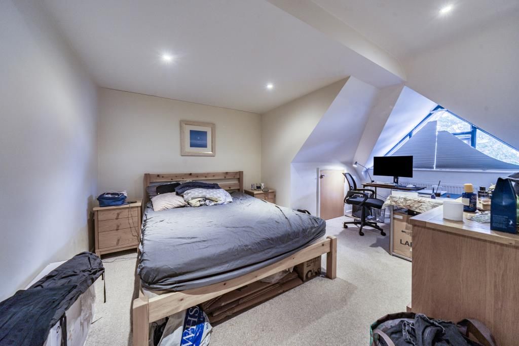 Property photo 3 of 14 Bedroom