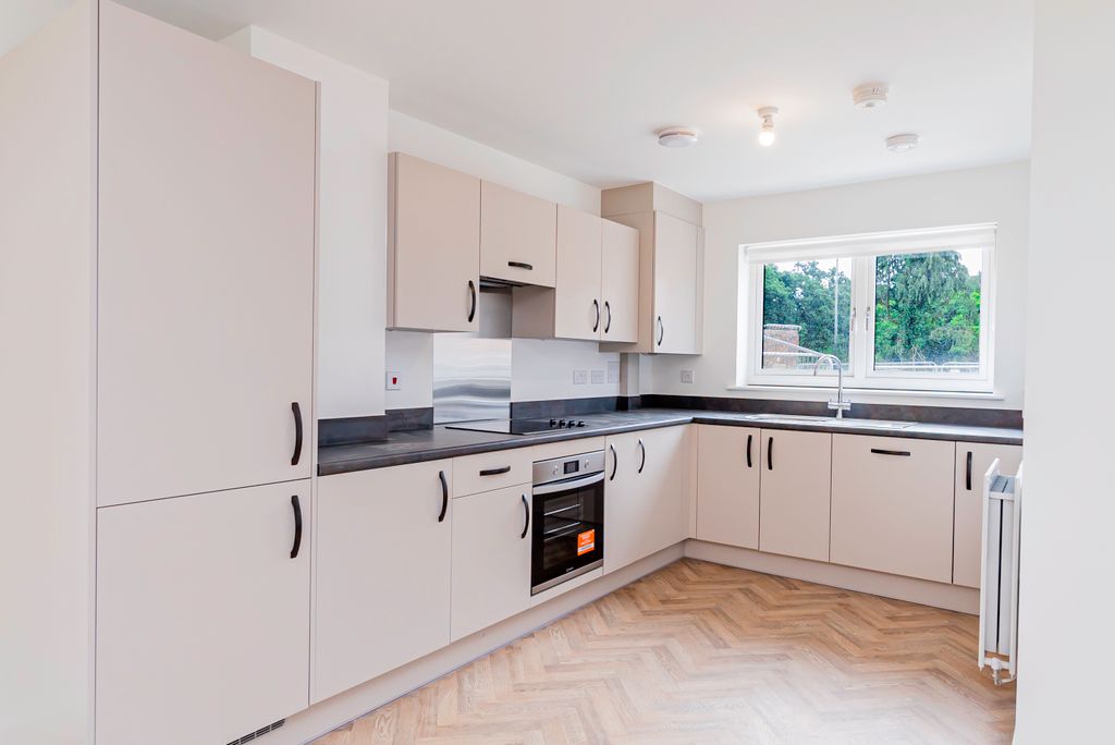 Property photo 3 of 7 Photo